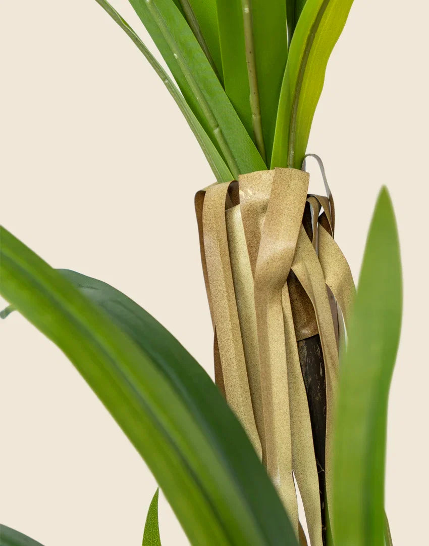 Planta Yucca artificial 120cm